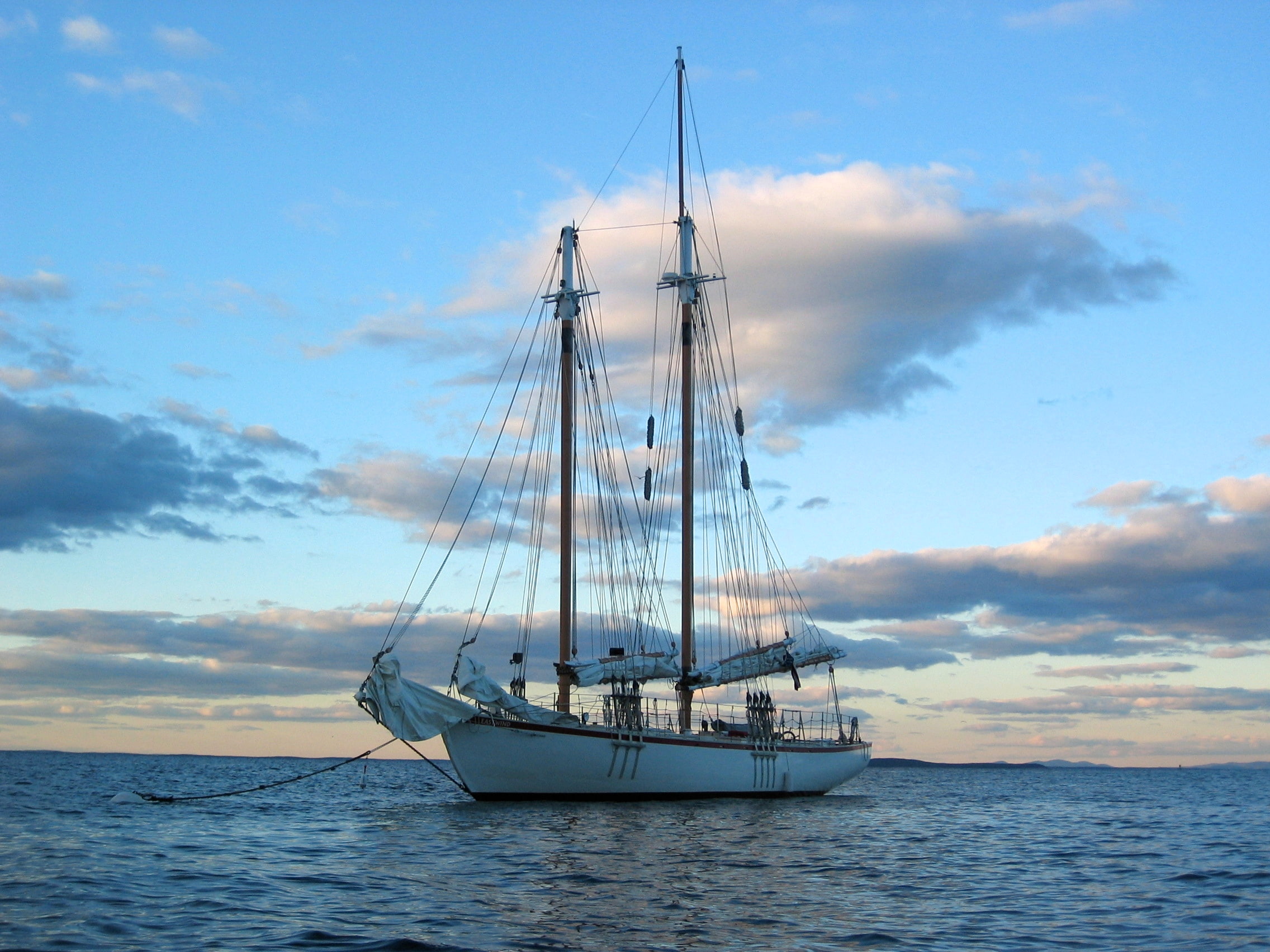 Boothbay Harbor Schooners - Schooner Eastwind & Applejack